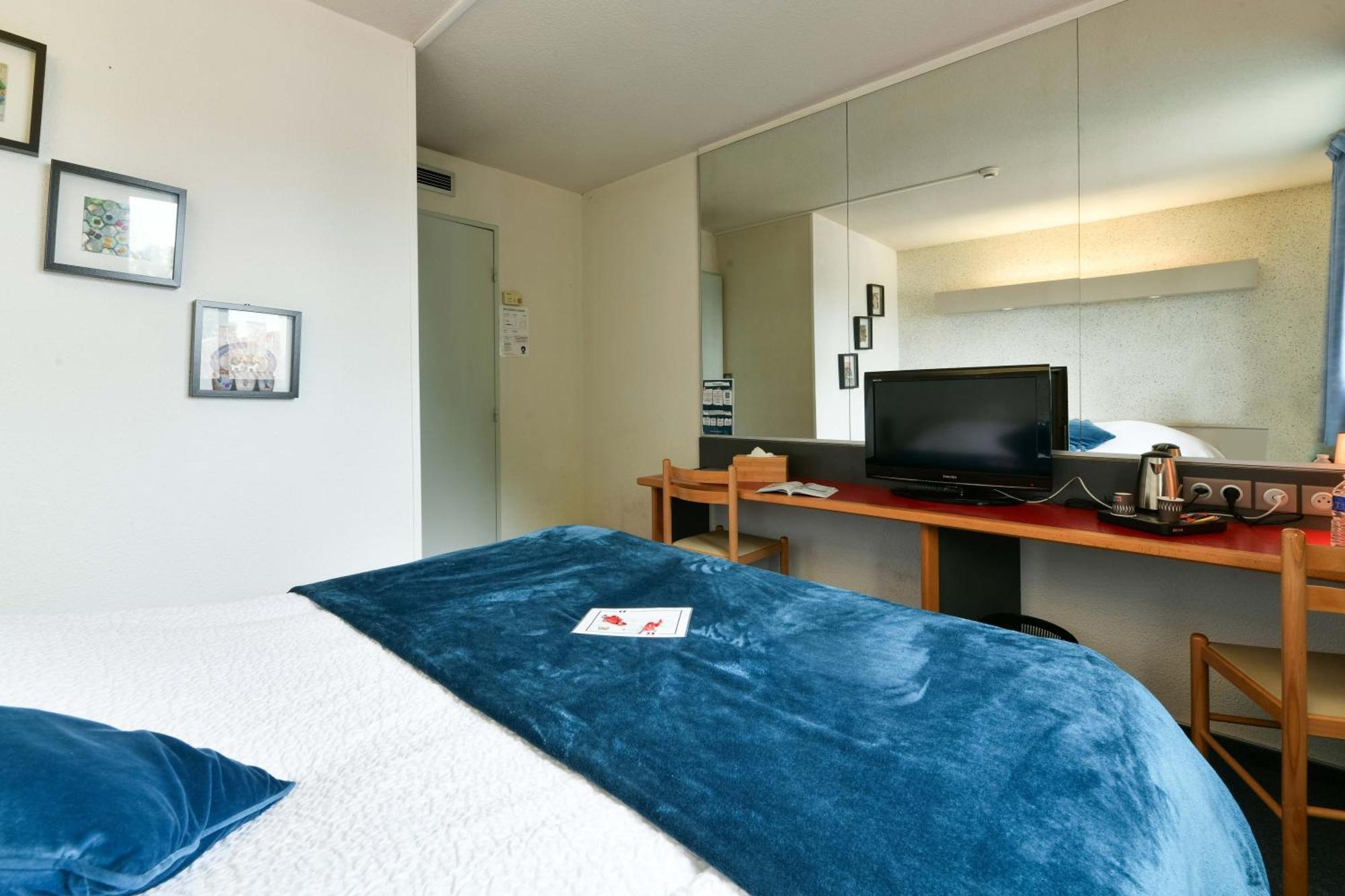 Logis Hotel & Restaurant Ludik Bergerac Buitenkant foto