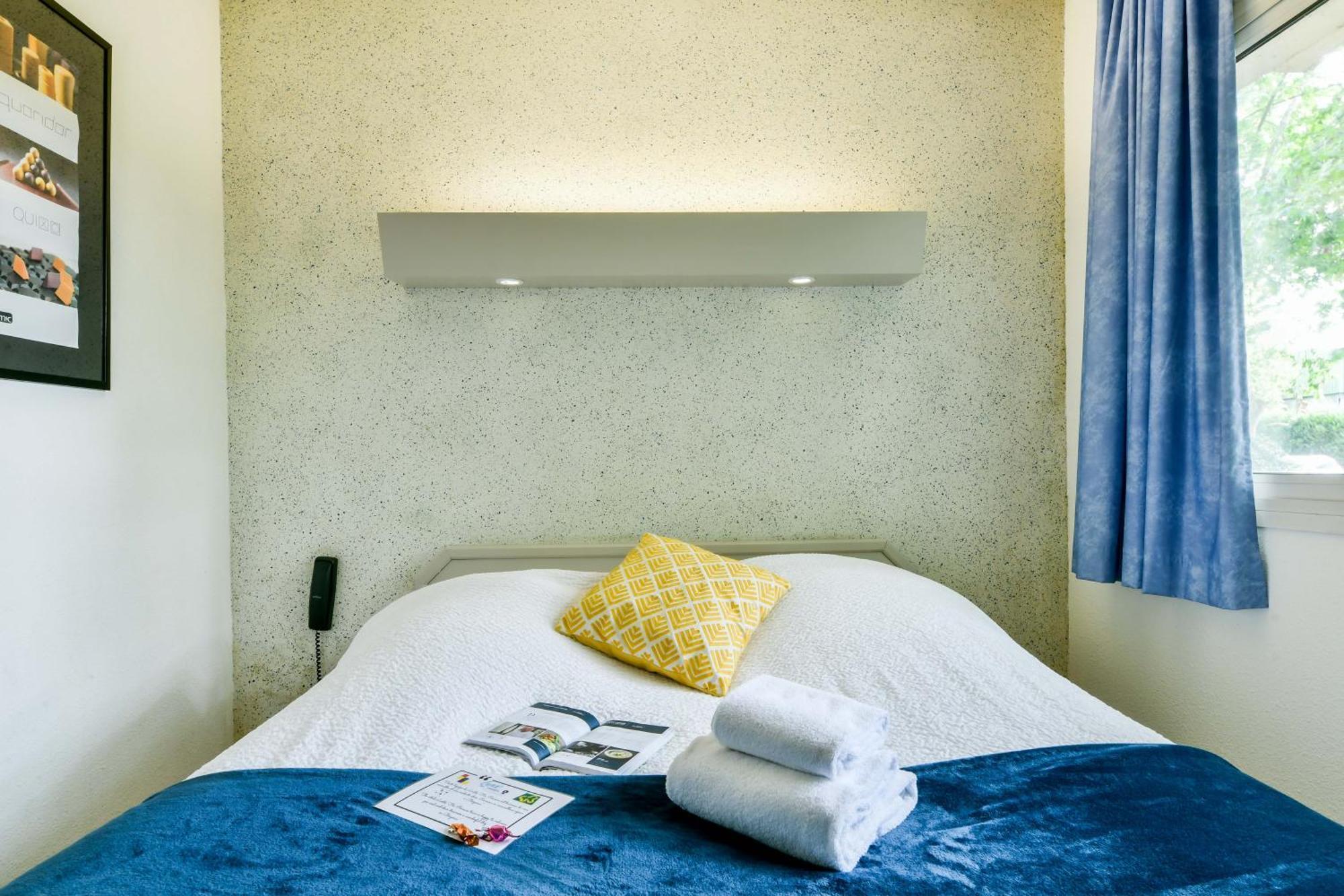 Logis Hotel & Restaurant Ludik Bergerac Buitenkant foto