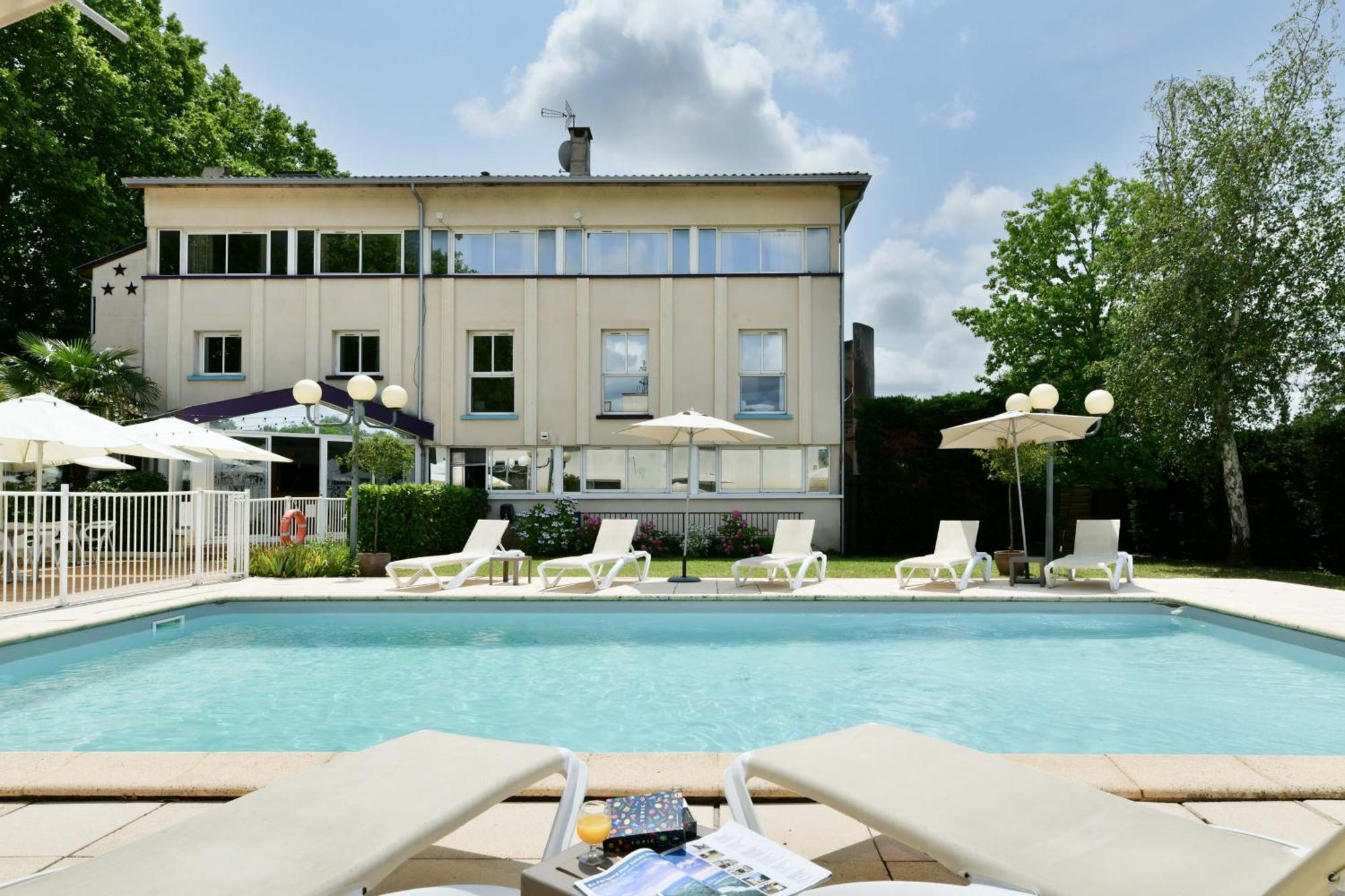 Logis Hotel & Restaurant Ludik Bergerac Buitenkant foto