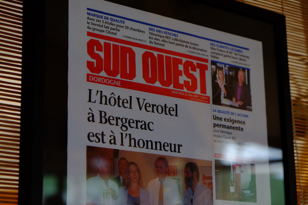 Logis Hotel & Restaurant Ludik Bergerac Buitenkant foto